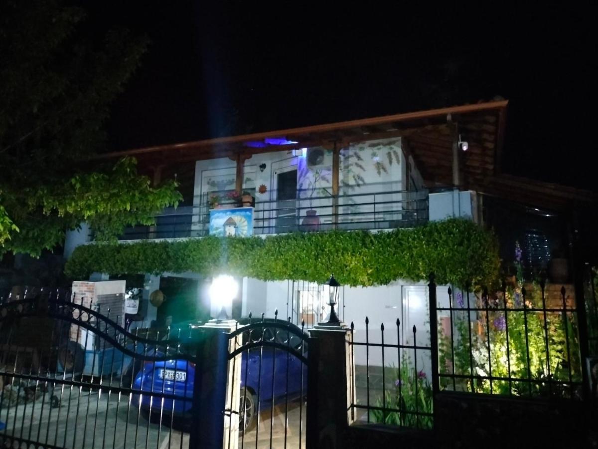 Adam'S Holiday House 2019 Karianí Εξωτερικό φωτογραφία